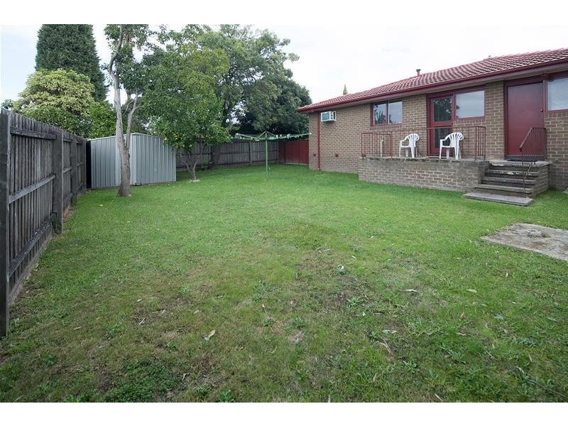 21 Lower Terrace Crescent, Noble Park North VIC 3174