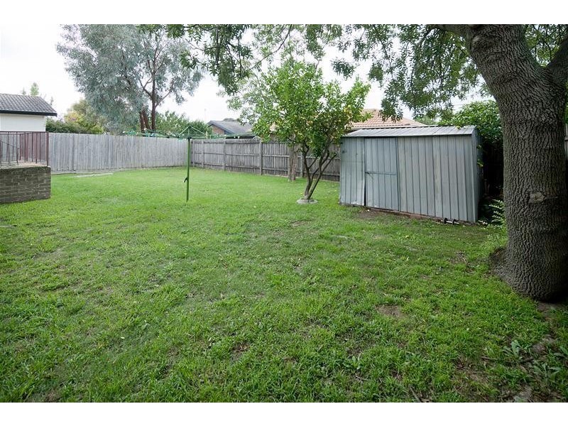 21 Lower Terrace Crescent, Noble Park North VIC 3174