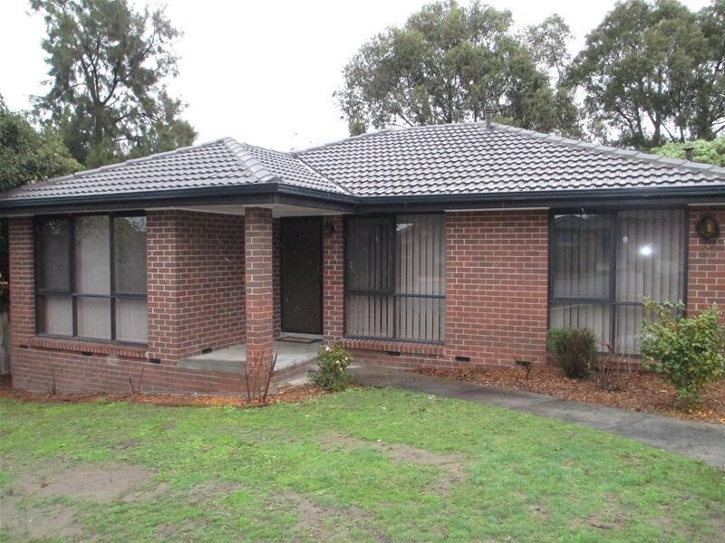 9 Nyora Close, Endeavour Hills VIC 3802