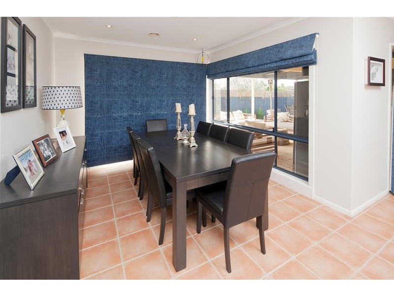 21 Fieldstone Boulevard, Beaconsfield VIC 3807