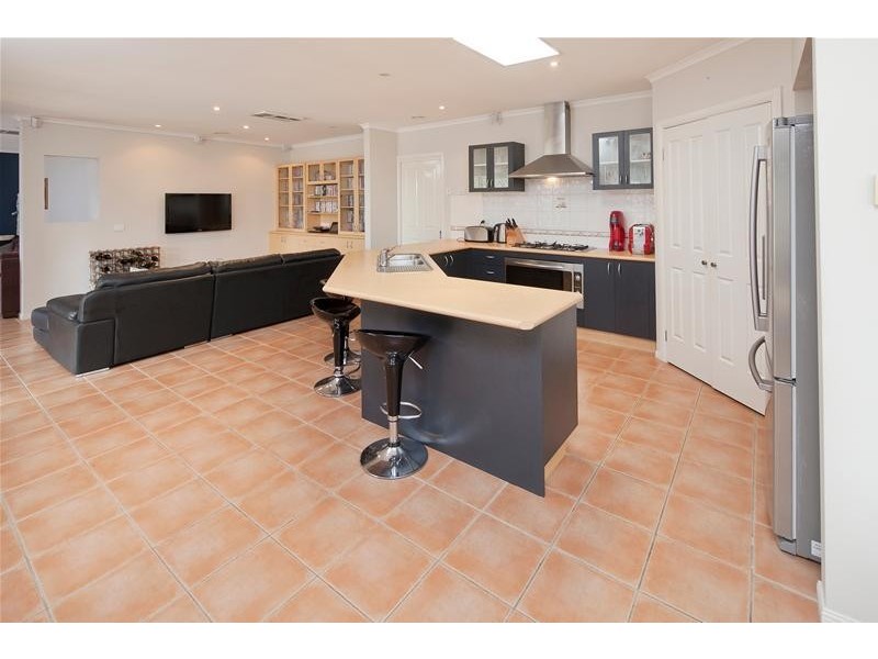 21 Fieldstone Boulevard, Beaconsfield VIC 3807