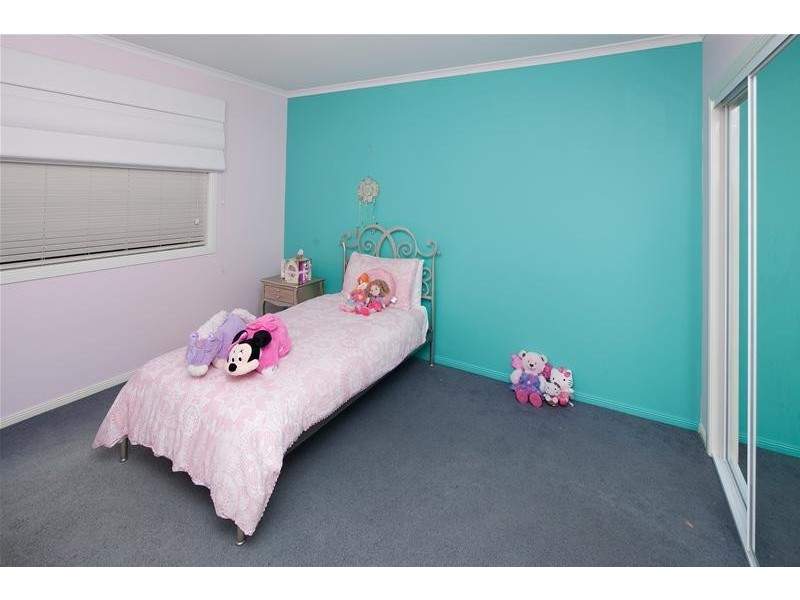 21 Fieldstone Boulevard, Beaconsfield VIC 3807