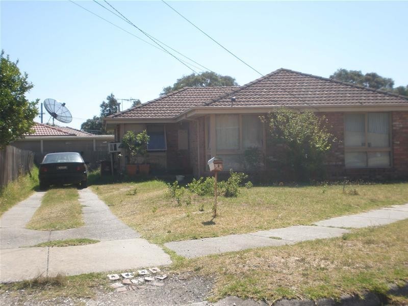 4 Michelle Drive, Hampton Park VIC 3976