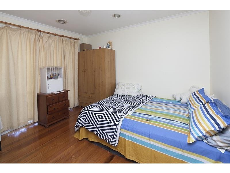 1/16 Kelvinside Road, Noble Park VIC 3174