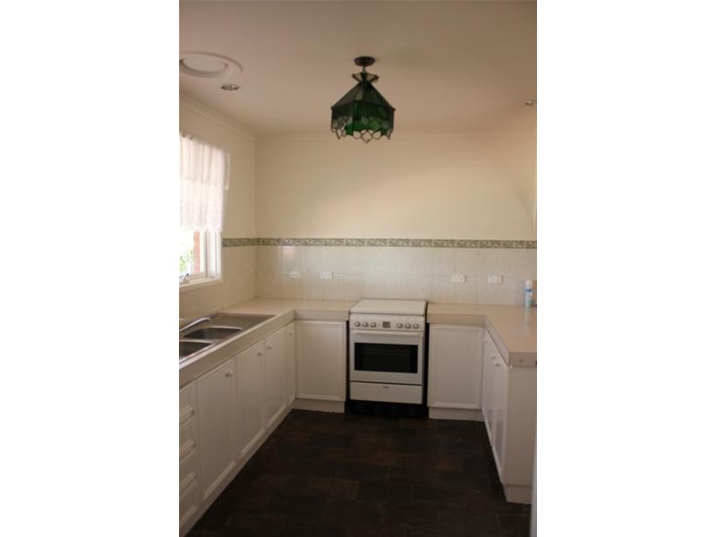 7 Searle Court, Dandenong North VIC 3175