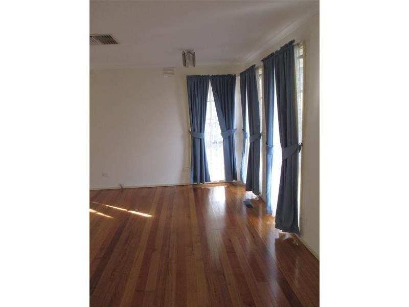 55 Matthew Flinders Avenue, Endeavour Hills VIC 3802