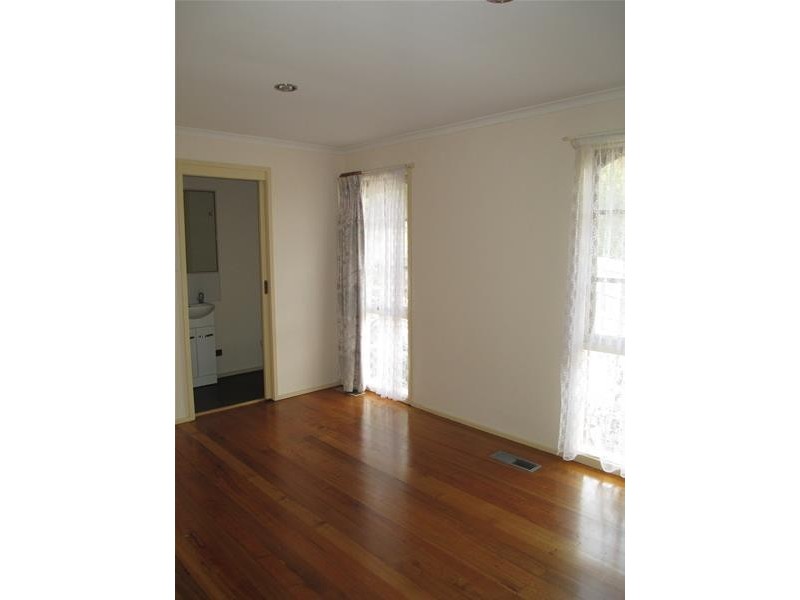 55 Matthew Flinders Avenue, Endeavour Hills VIC 3802