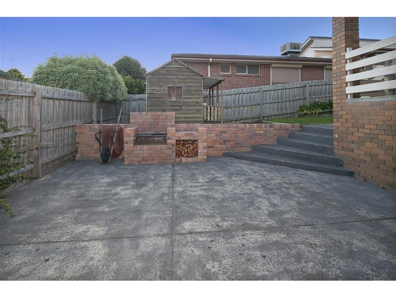 11 Cunningham Drive, Endeavour Hills VIC 3802