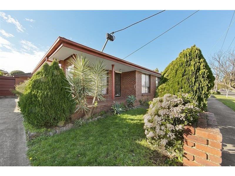 1/11 Falkiner Crescent, Dandenong VIC 3175