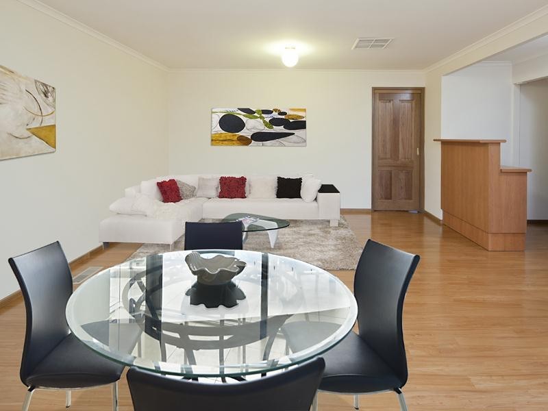 11 Cunningham Drive, Endeavour Hills VIC 3802