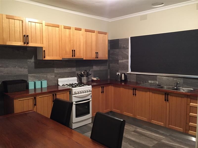 51 Hillside Street, Springvale VIC 3171