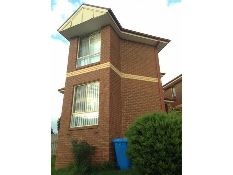 1/60 Arthur Phillip Drive, Endeavour Hills VIC 3802