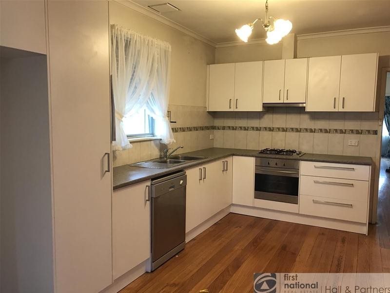 28 Booth Crescent, Dandenong North VIC 3175