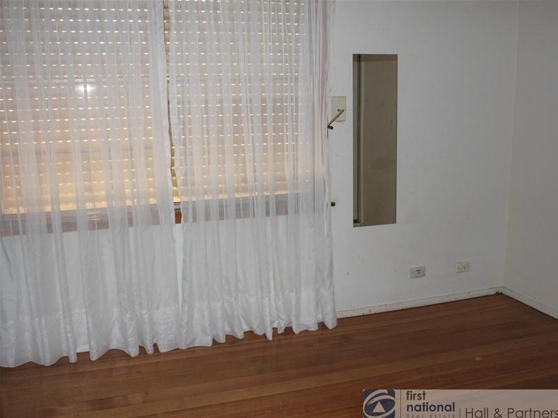 28 Booth Crescent, Dandenong North VIC 3175