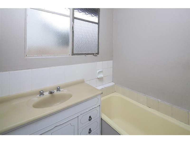 6 Tarata  Drive, Doveton VIC 3177