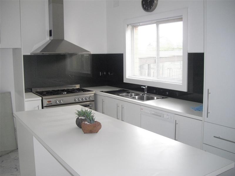 73 Lea Road, Mulgrave VIC 3170