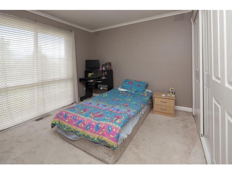 20 Burchall Grove, Dandenong North VIC 3175