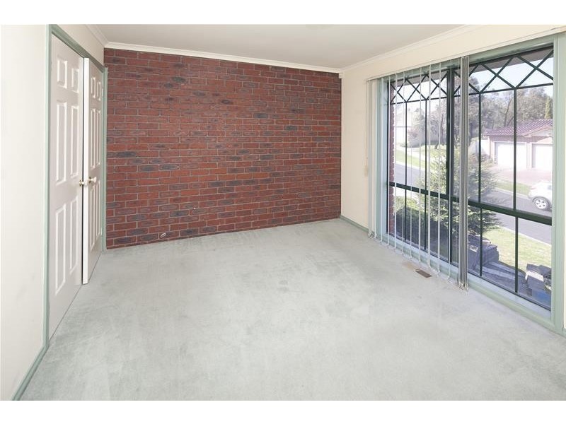 20 Edward Freeth Drive, Endeavour Hills VIC 3802