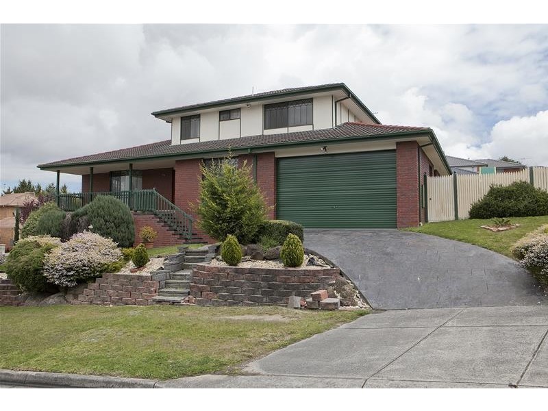 20 Edward Freeth Drive, Endeavour Hills VIC 3802