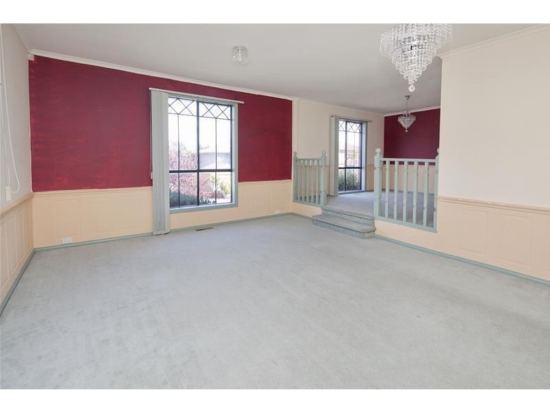 20 Edward Freeth Drive, Endeavour Hills VIC 3802