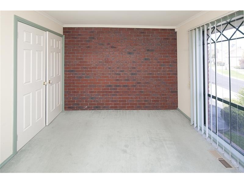 20 Edward Freeth Drive, Endeavour Hills VIC 3802