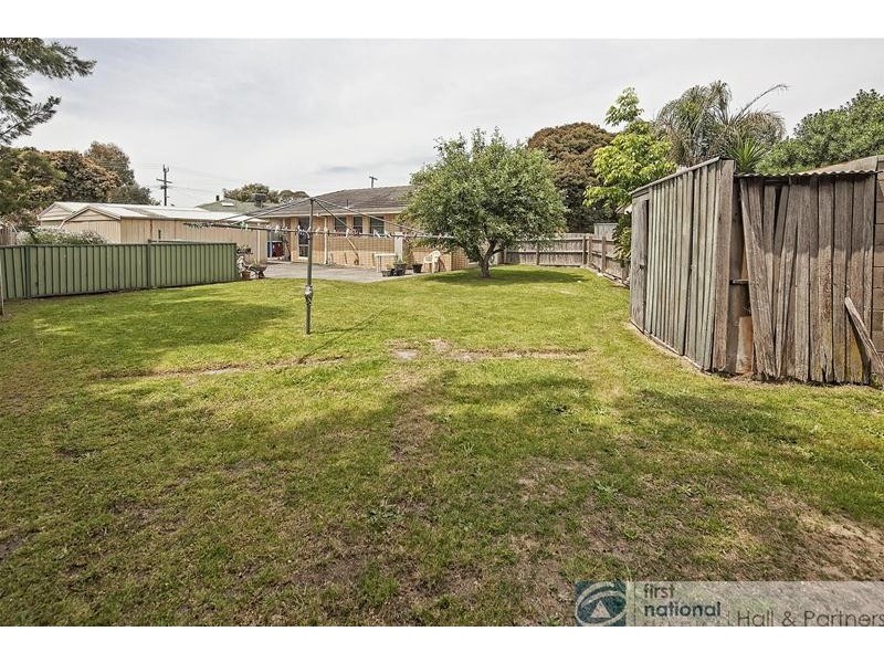 3 Kurt Place, Cranbourne VIC 3977