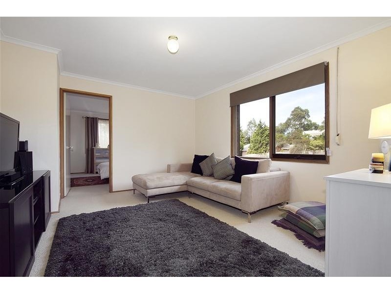 9 Lancefield Court, Endeavour Hills VIC 3802