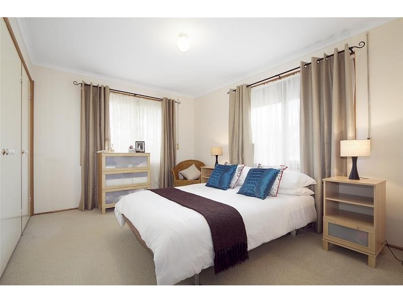 9 Lancefield Court, Endeavour Hills VIC 3802