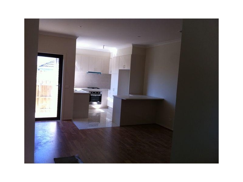 2 Carroll Avenue, Dandenong VIC 3175