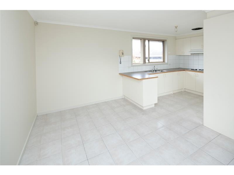 3/10 Olive Street, Dandenong VIC 3175