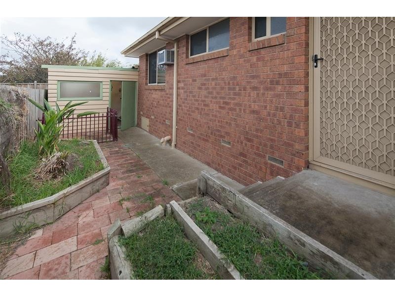 3/10 Olive Street, Dandenong VIC 3175