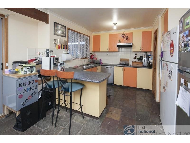 12 Montrose Court, Endeavour Hills VIC 3802