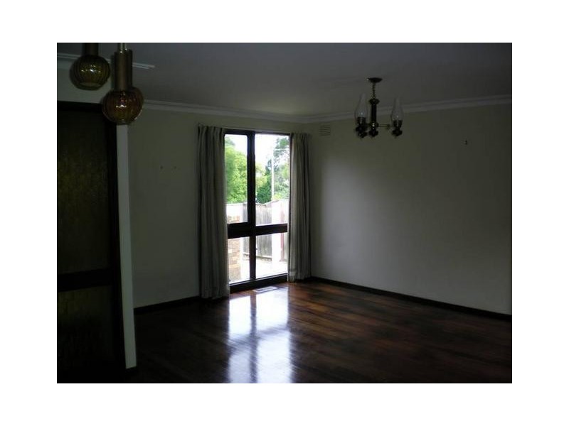 17 Brahmin Avenue, Wheelers Hill VIC 3150