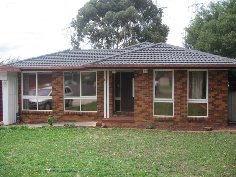 27 George Chudleigh Drive, Hallam VIC 3803