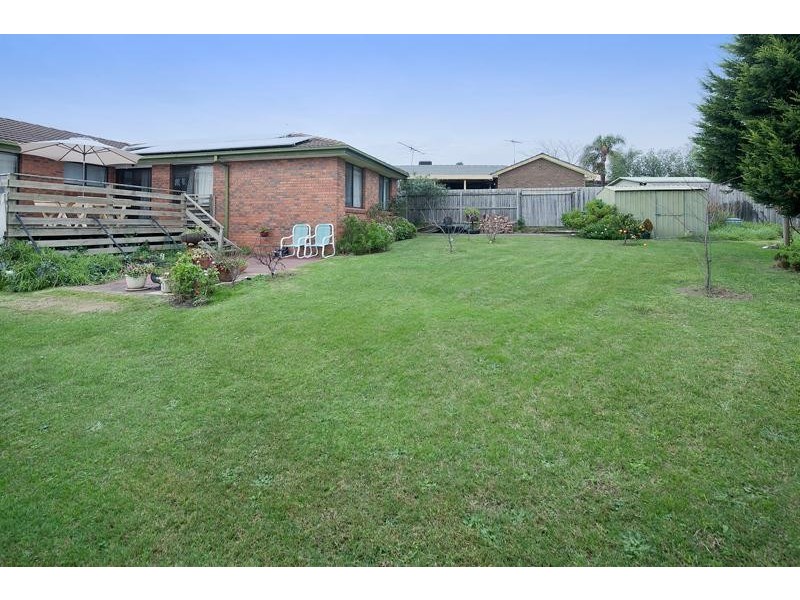 2 Redleap Court, Endeavour Hills VIC 3802