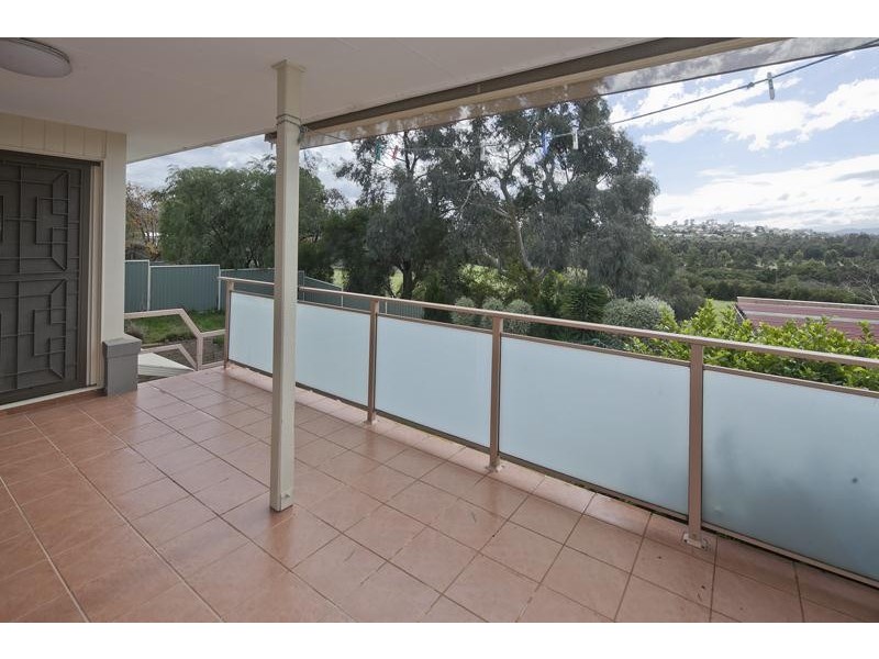 4 Donelly Road, Hallam VIC 3803