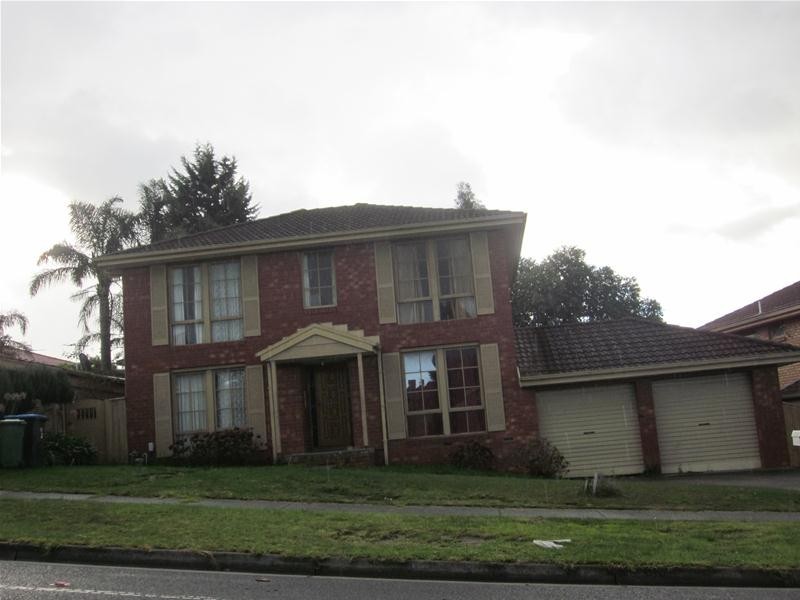 13 Denton Avenue, Endeavour Hills VIC 3802