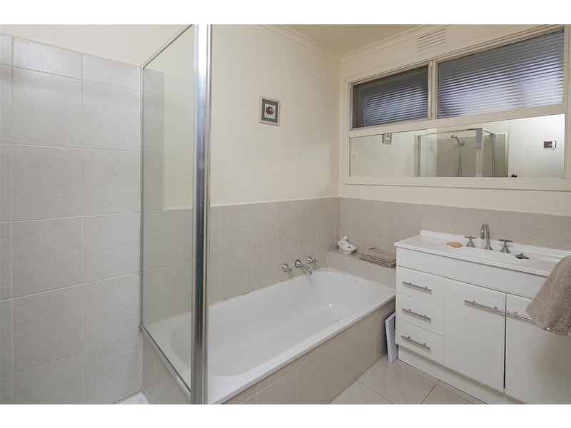 28 Kandra Street, Dandenong North VIC 3175