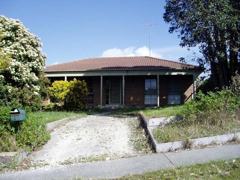 1 Lindsay Court, Endeavour Hills VIC 3802