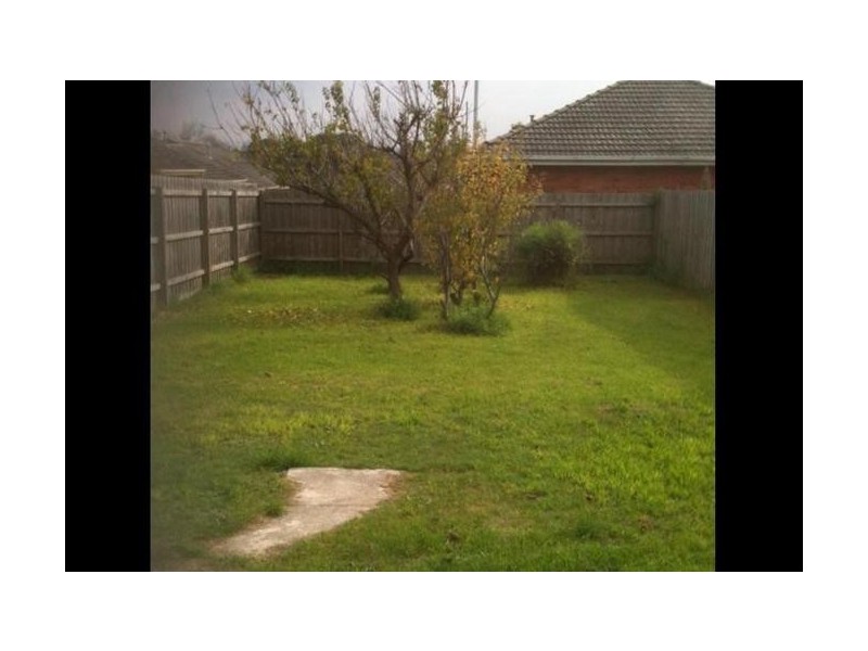 2/83 Jones Road, Dandenong VIC 3175