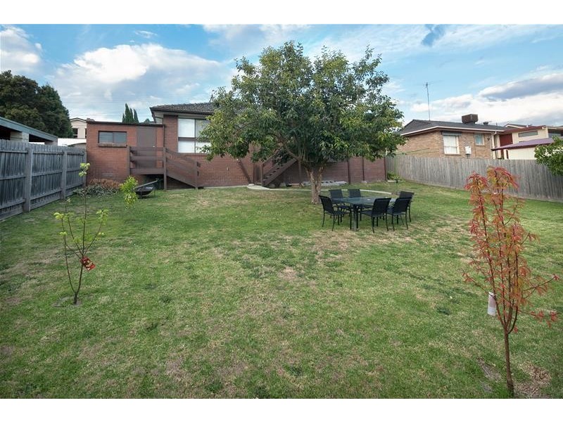 18 Exell Drive, Dandenong North VIC 3175