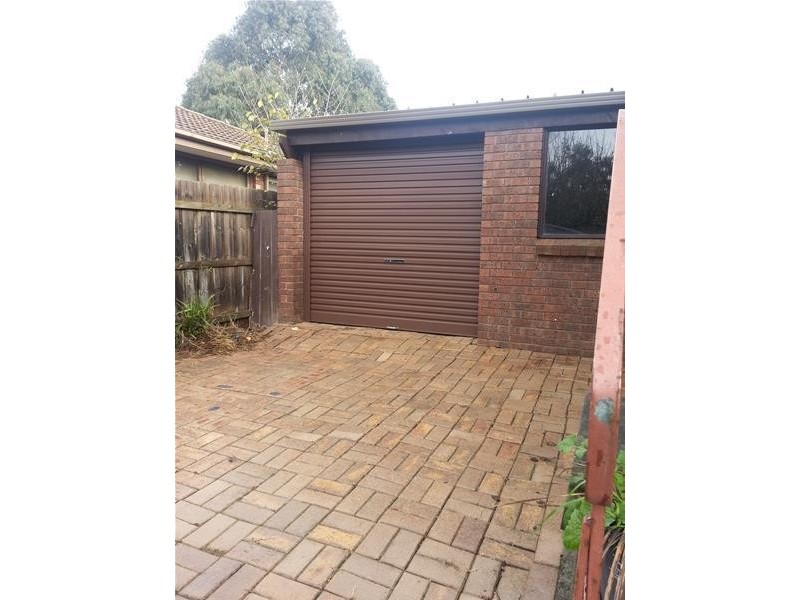 2 Acland Close, Mulgrave VIC 3170