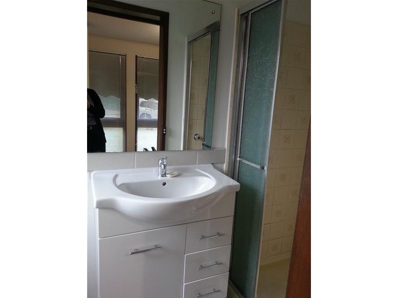 2 Acland Close, Mulgrave VIC 3170