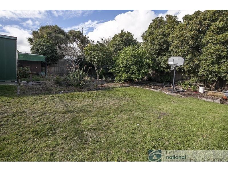 7 Magnolia Grove, Doveton VIC 3177
