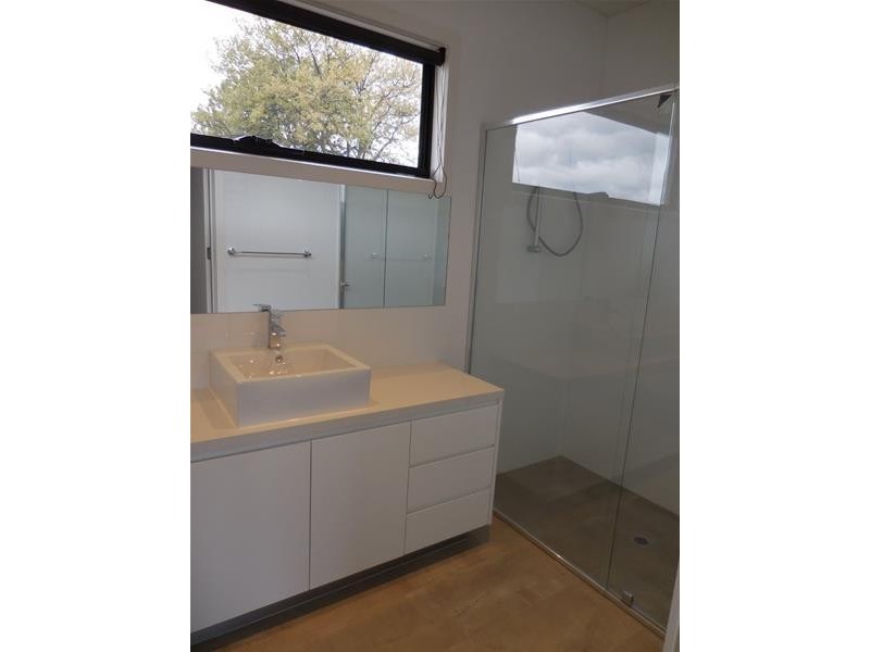 1/15 Caledonia Crescent, Mulgrave VIC 3170