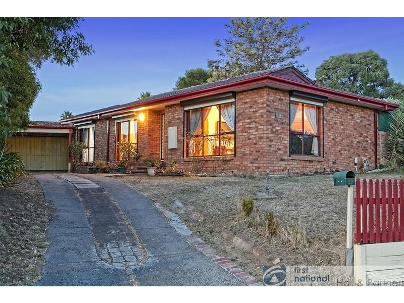 27 Crossdale Rise, Endeavour Hills VIC 3802