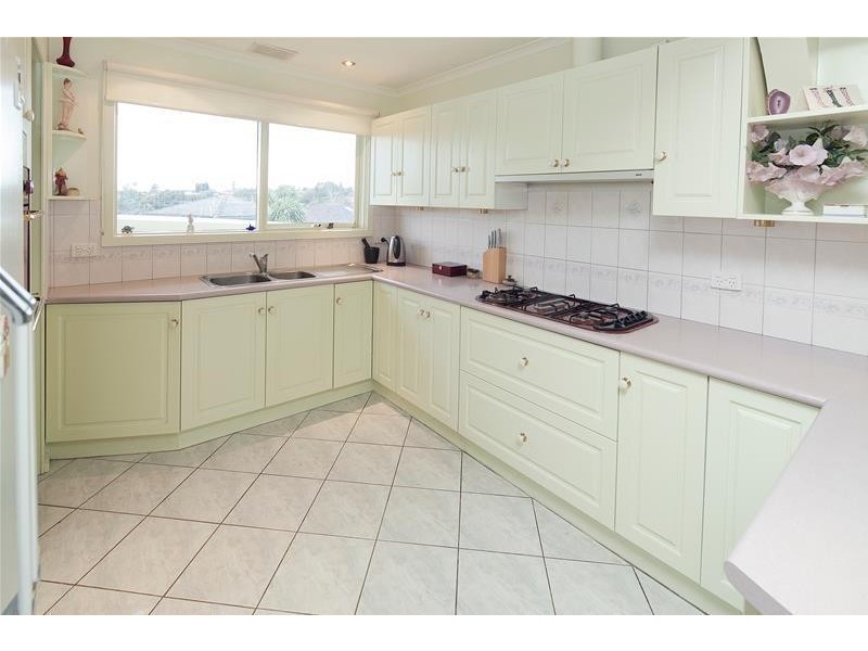 9 Warwick Court, Dandenong North VIC 3175