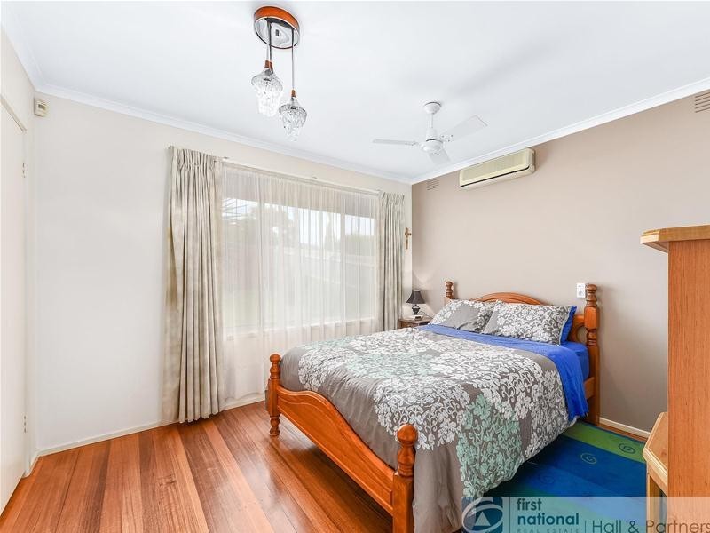 10 Jacksons Road, Noble Park North VIC 3174
