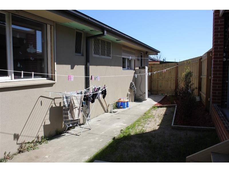 1/56 Rebecca Street, Doveton VIC 3177