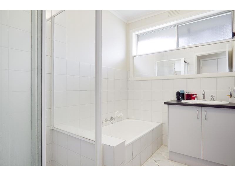 1/2 Samaria Street, Dandenong North VIC 3175